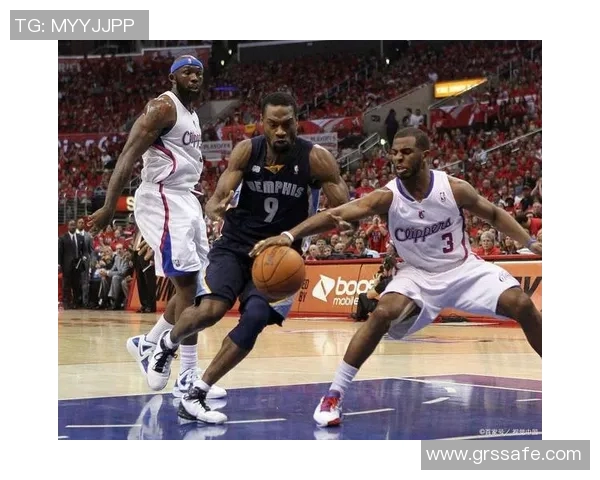 骑士与快船精彩对决录像回放全程回顾与精彩瞬间分析 骑士与快船精彩对决录像回放全程回顾与精彩瞬间分析