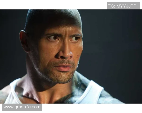 巨石强森挑战中国壮汉谁能在擂台上赢得最终胜利 巨石强森挑战中国壮汉谁能在擂台上赢得最终胜利